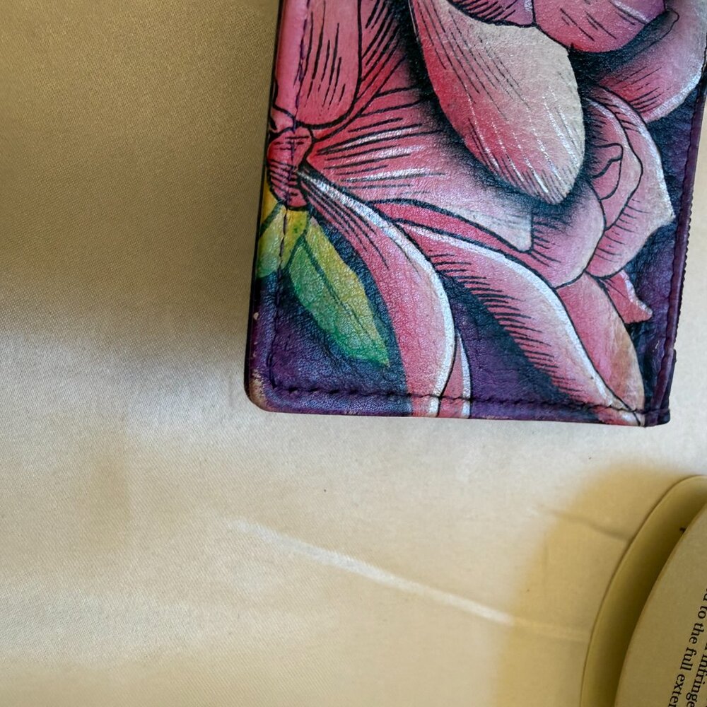 Anuschka handpainted RFID blocking card case with coin pouch EUC - Picture 5 of 6